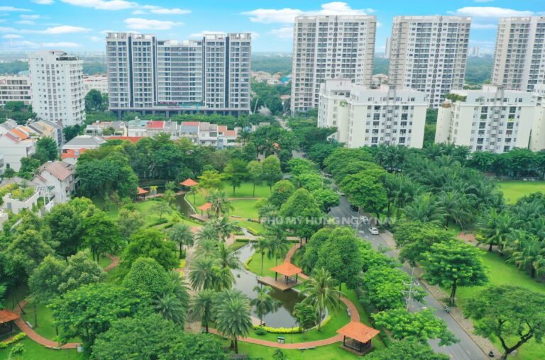 Lakes and Ponds In The City (Part 4) – Pond In Nam Vien Park